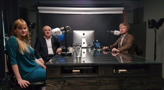 Podcast Vše o průmyslu: Voice and Soul of Industry 4.0 - prof. V. Mařík and A. Novakova